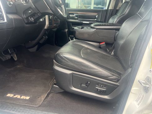 Used 2014 RAM 3500 Laramie w/ Cold Weather Group image 14