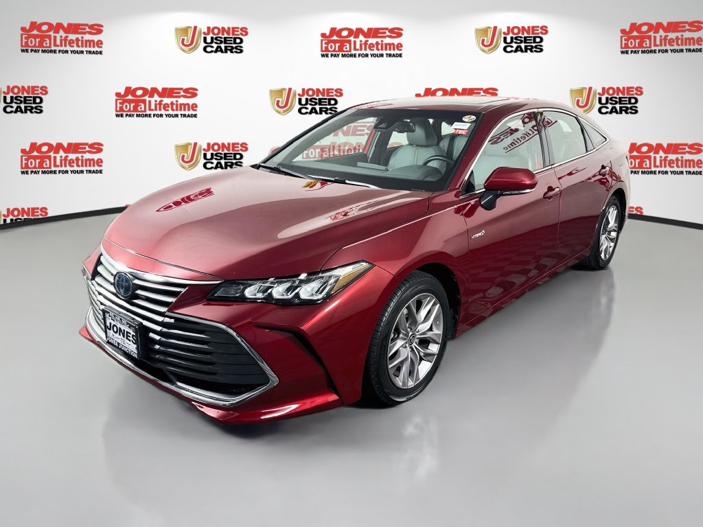 Certified 2021 Toyota Avalon XLE w/ Moonroof Package FWD image 13