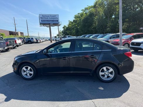 Used 2016 Chevrolet Cruze LT FWD image 6