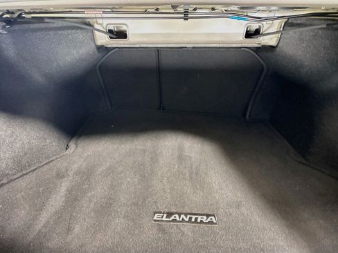 Used 2020 Hyundai Elantra Value Edition FWD image 35