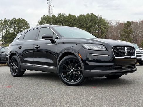 Used 2022 Lincoln Nautilus Reserve w/ Equipment Group 201A image 2