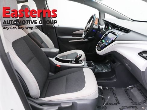 Used 2021 Chevrolet Bolt LT image 23