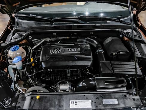 Used 2017 Volkswagen Jetta SEL FWD image 50