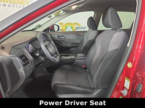 Used 2023 Nissan Rogue SV FWD image 12