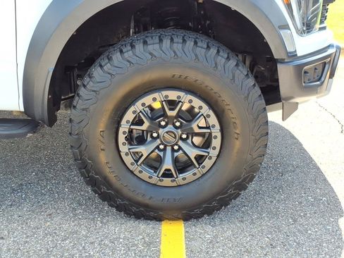 Used 2021 Ford F150 Raptor w/ Raptor 37 Performance Package AWD/4WD image 10