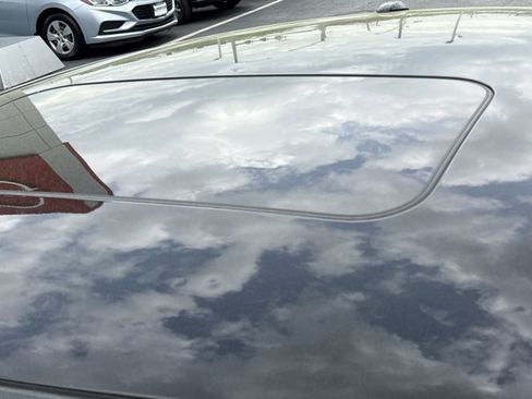 Certified 2021 Nissan Altima 2.5 SV w/ SV Premium Package image 13