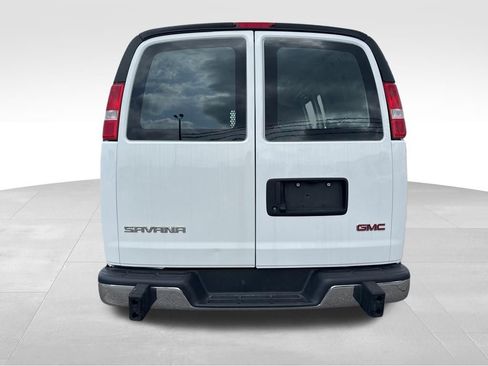 Used 2024 GMC Savana 2500 w/ Driver Convenience Package RWD image 6