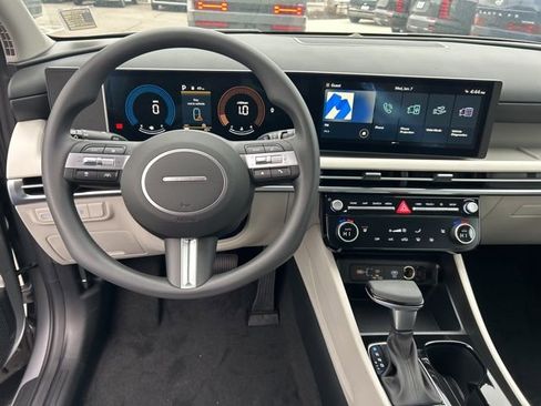 New 2026 Hyundai Tucson SEL image 13