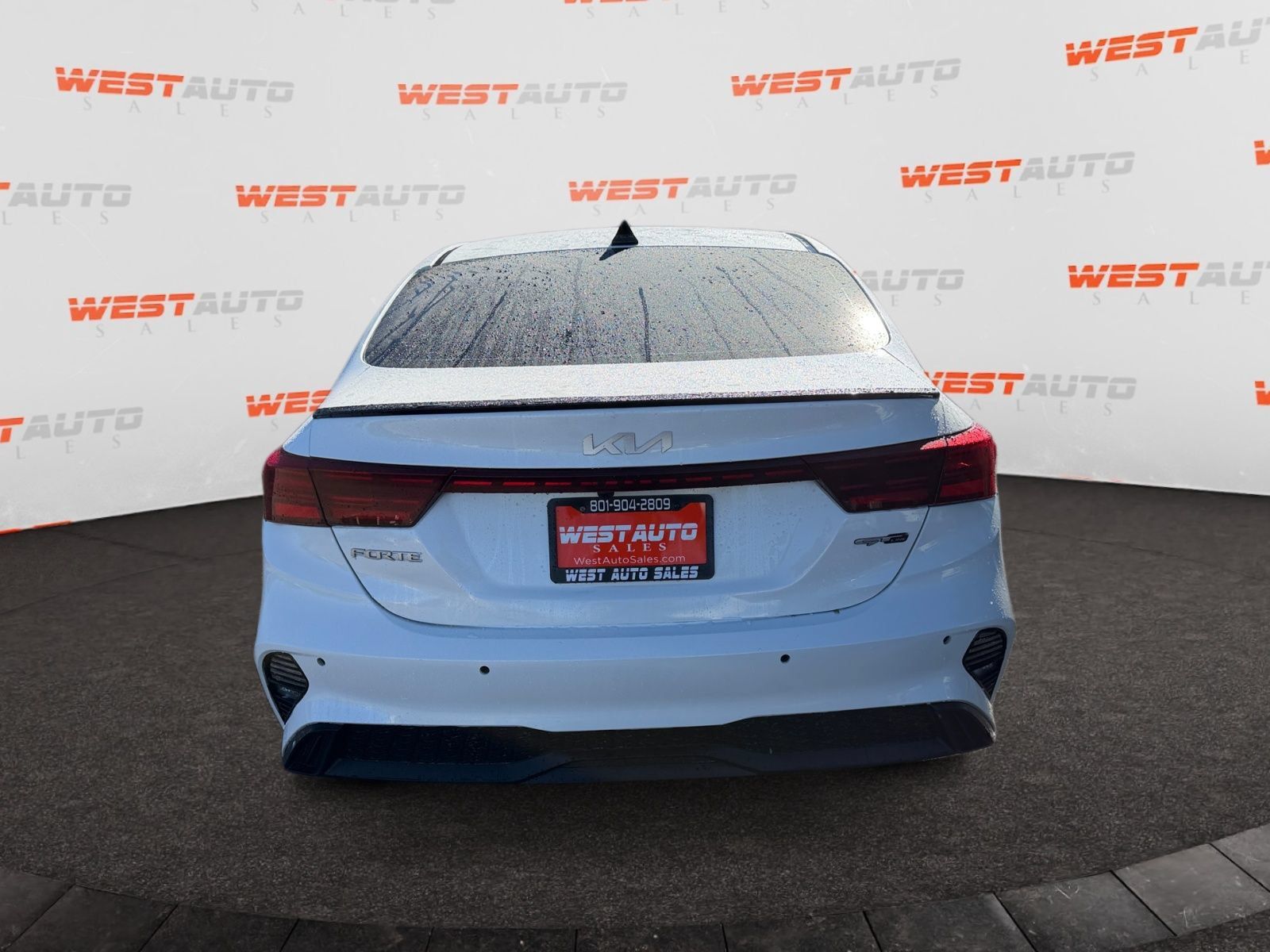 Used 2023 Kia Forte GT-Line FWD image 4