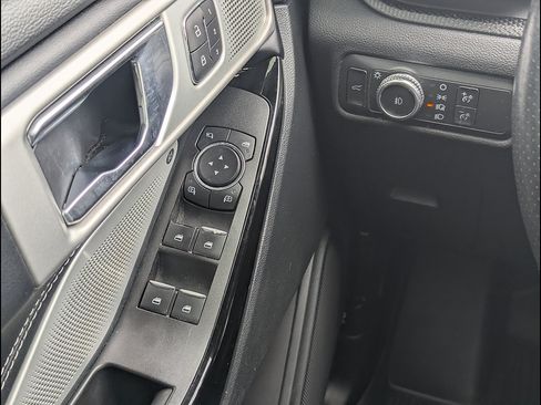 Used 2022 Ford Explorer ST w/ Equipment Group 401A AWD/4WD image 31