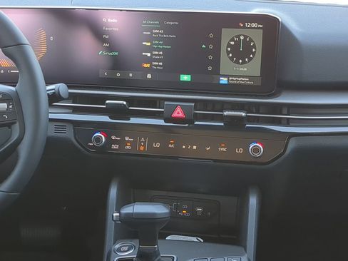 New 2026 Kia Sportage EX image 17