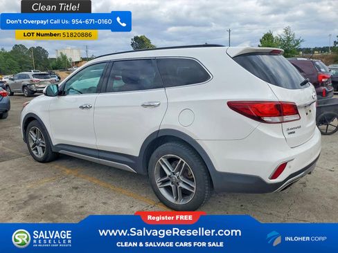 Used 2018 Hyundai Santa Fe SE AWD/4WD image 3