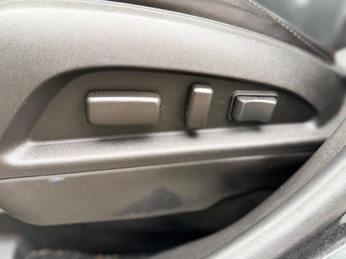 Used 2014 Chevrolet Equinox LTZ AWD/4WD image 26