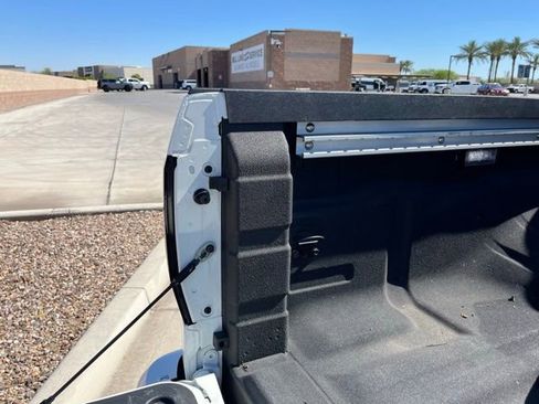 Used 2024 Nissan Frontier Pro-X w/ Pro Convenience Package image 15