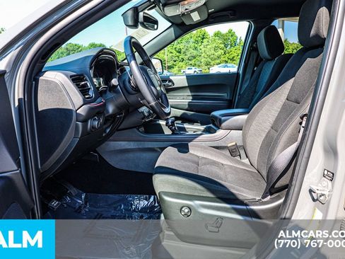 Used 2025 Dodge Durango GT RWD image 17