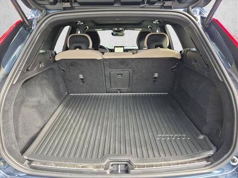 Used 2026 Volvo XC60 B5 Plus w/ Protection Package Premier AWD/4WD image 6