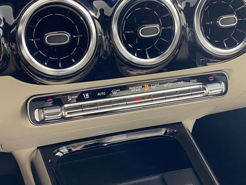 Used 2026 Mercedes-Benz GLA 250 4MATIC image 25