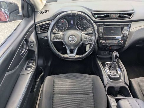 Used 2019 Nissan Rogue Sport S w/ Appearance Package AWD/4WD image 16
