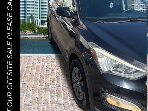 Used 2016 Hyundai Santa Fe Sport w/ Option Group 02 AWD/4WD image 2