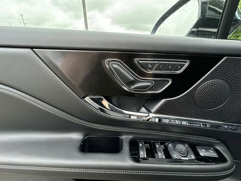 New 2024 Lincoln Corsair Grand Touring AWD/4WD image 12