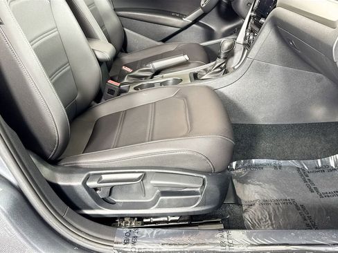 Used 2022 Volkswagen Passat 2.0T SE image 34