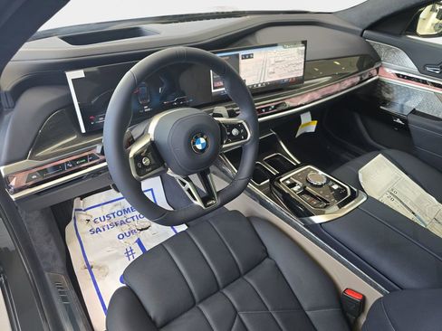 New 2026 BMW 760i xDrive image 13