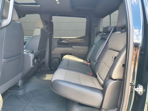 Used 2023 Chevrolet Silverado 1500 ZR2 w/ Technology Package AWD/4WD image 34