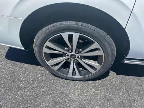 Certified 2021 Ford Expedition Max Platinum AWD/4WD image 18