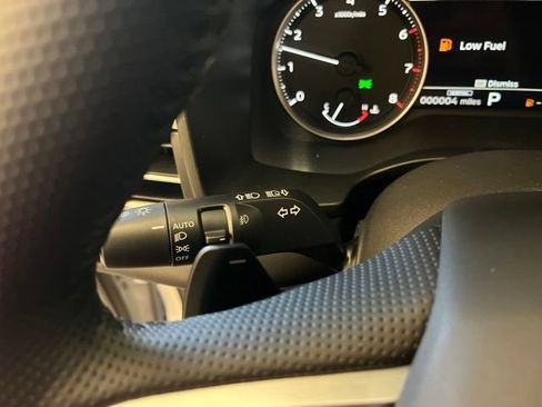 Used 2026 Mitsubishi Outlander LE FWD image 18