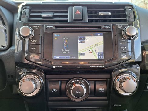 Used 2017 Toyota 4Runner 4WD image 10