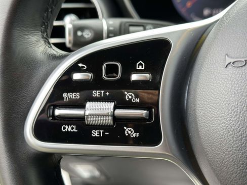 Used 2022 Mercedes-Benz GLC 300 4MATIC image 15