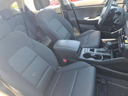 Used 2017 Hyundai Tucson SE w/ SE Popular Package 02 AWD/4WD image 9