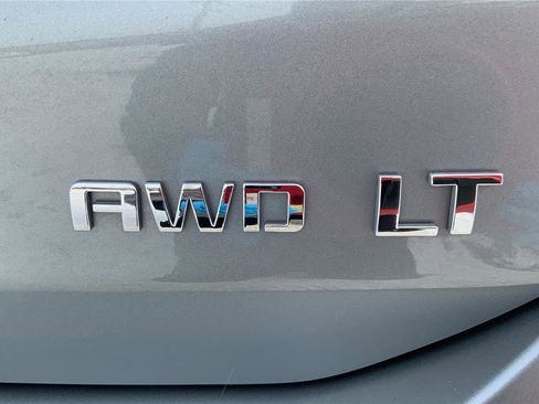 Used 2024 Chevrolet Equinox LT AWD/4WD image 24