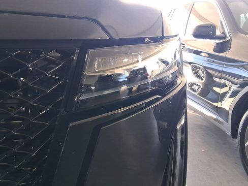 Used 2024 Cadillac Escalade Sport Platinum w/ LPO, ONYX Package image 6