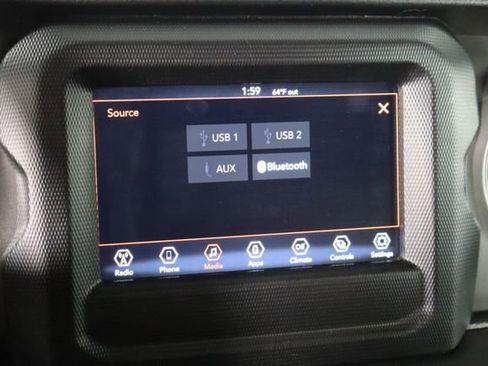 Used 2022 Jeep Gladiator Sport AWD/4WD image 31