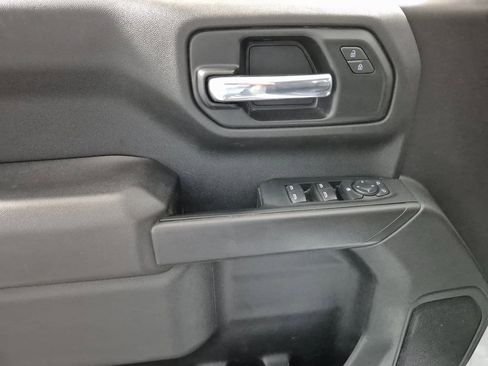 Used 2022 Chevrolet Silverado 1500 Custom image 15