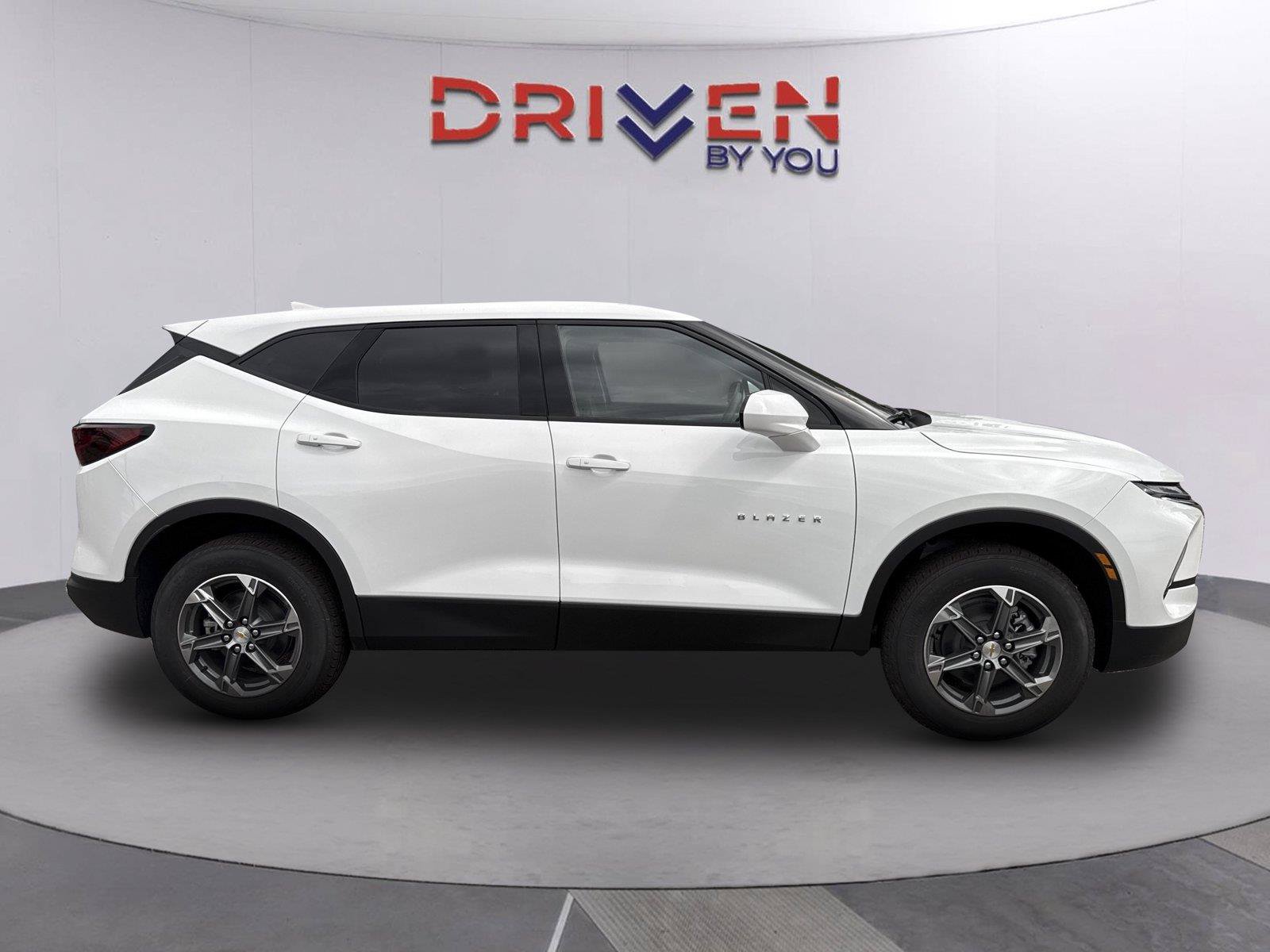 New 2026 Chevrolet Blazer LT FWD image 41