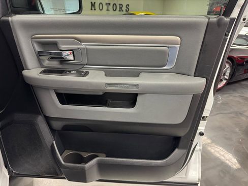 Used 2017 RAM 1500 Lone Star AWD/4WD image 30