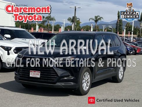 Certified 2025 Toyota Grand Highlander AWD image 1