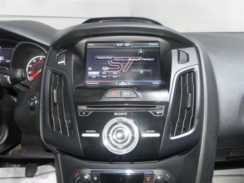 Used 2014 Ford Focus ST w/ Equipment Group 202A image 34