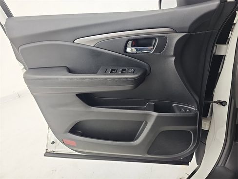 Used 2018 Honda Pilot EX-L image 34