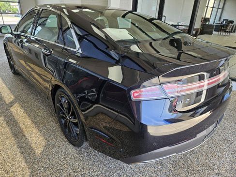 Used 2020 Lincoln MKZ Reserve w/ Monochromatic Package AWD/4WD image 4