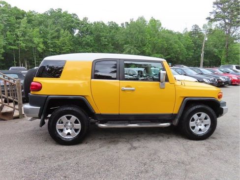 Used 2007 Toyota FJ Cruiser 4WD image 5