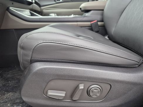 New 2026 Kia Carnival SX image 11