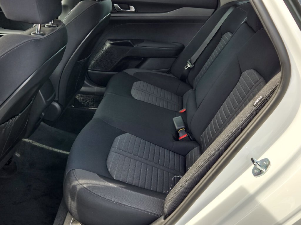 New 2026 Kia K5 LXS FWD image 7