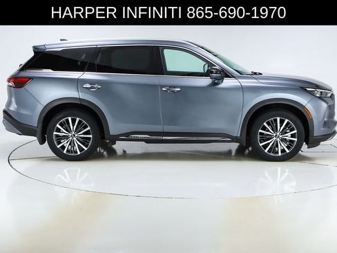 Used 2023 INFINITI QX60 Sensory w/ Vision Package AWD/4WD image 11
