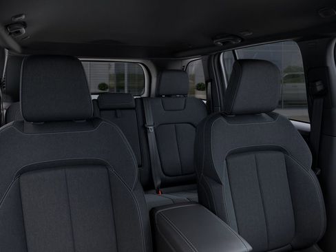 New 2026 Jeep Grand Cherokee Laredo w/ MOPAR Finishing Package AWD/4WD image 26