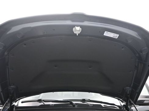 New 2026 RAM 1500 4x4 Crew Cab image 21