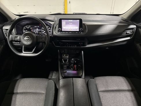 Used 2024 Nissan Rogue SV FWD image 10