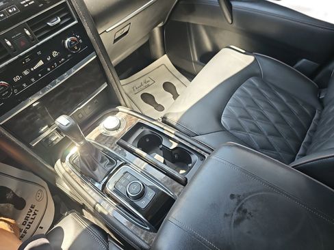 Used 2024 Nissan Armada Platinum w/ Captain's Chairs Package AWD/4WD image 22